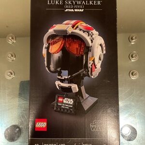 LEGO Star Wars Luke Skywalker Helmet - Red, White, Black